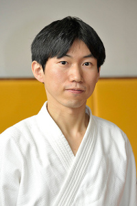 武田　伸哲（たけだ　のぶあき）先生